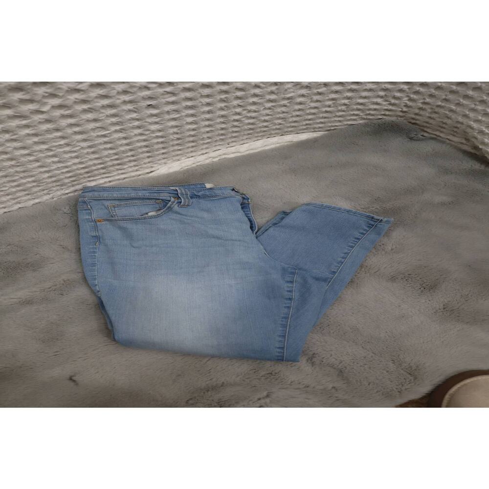Universal Thread size 12 short high rise skinny